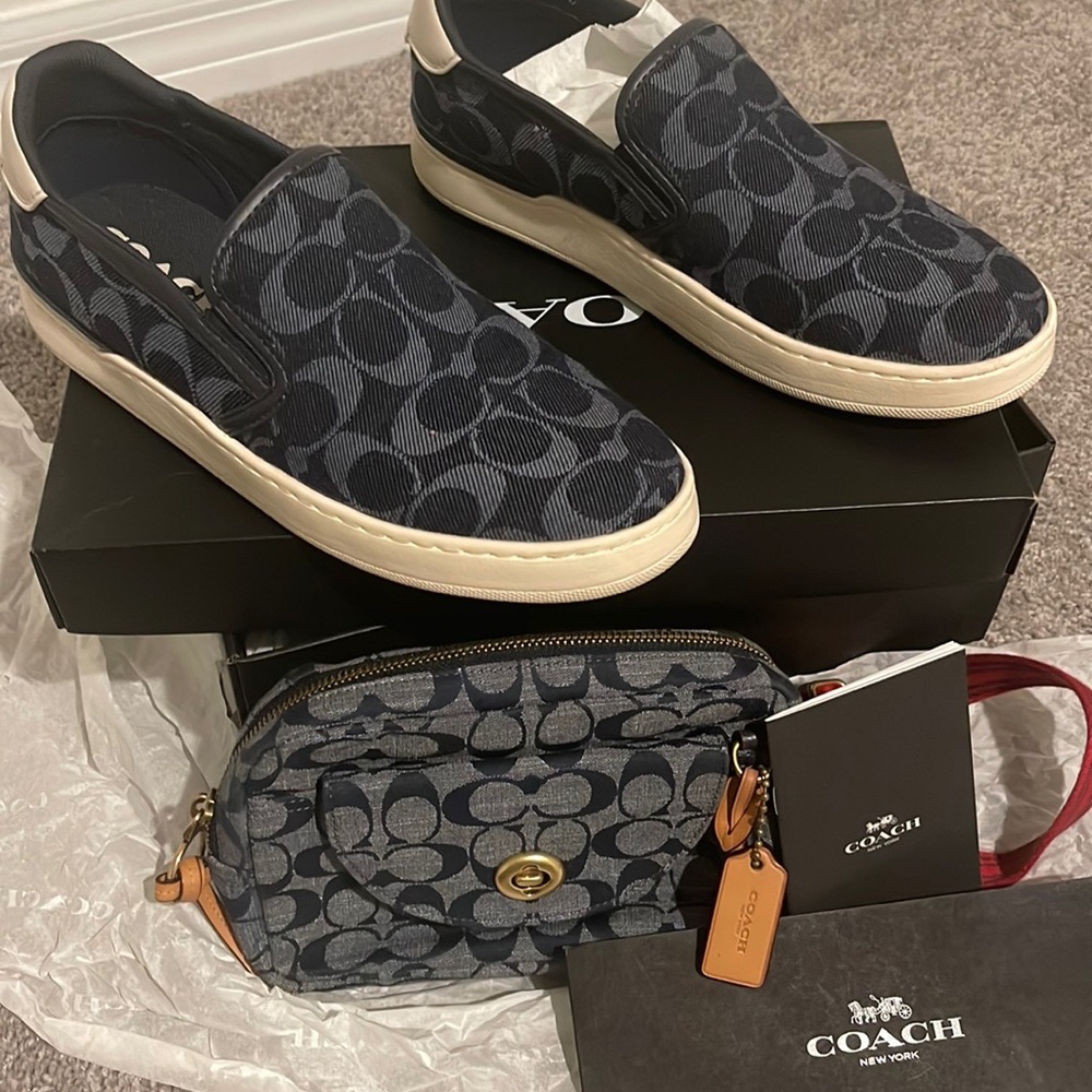 Coach Wells slip on